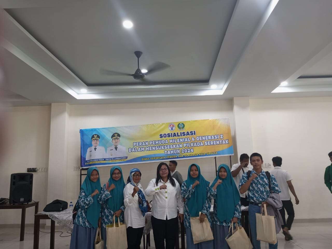 Sosialisasi peran pemuda milenial dan generasi z dalam mensukseskan pilkada serentak tahun 2024