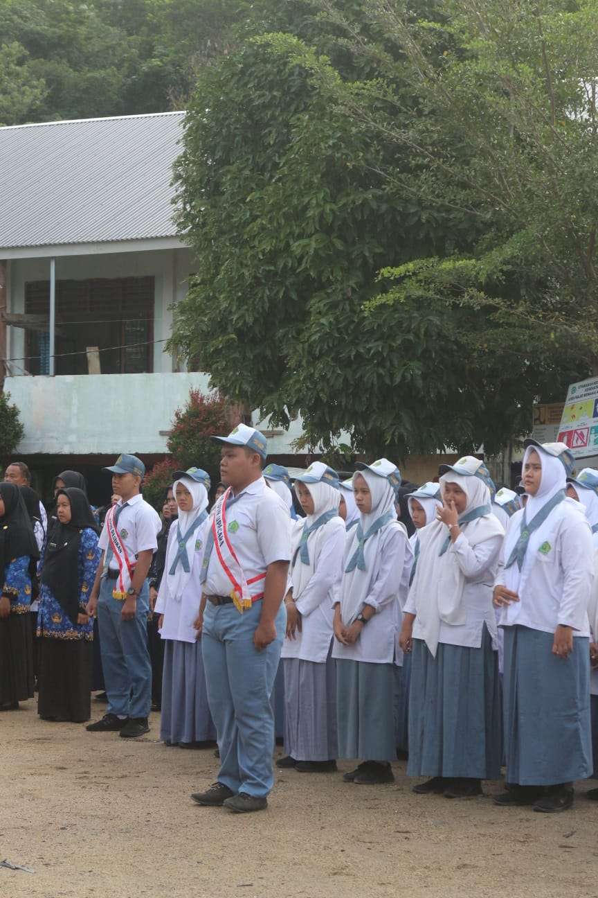 Upacara memperingati hari lahir Pancasila