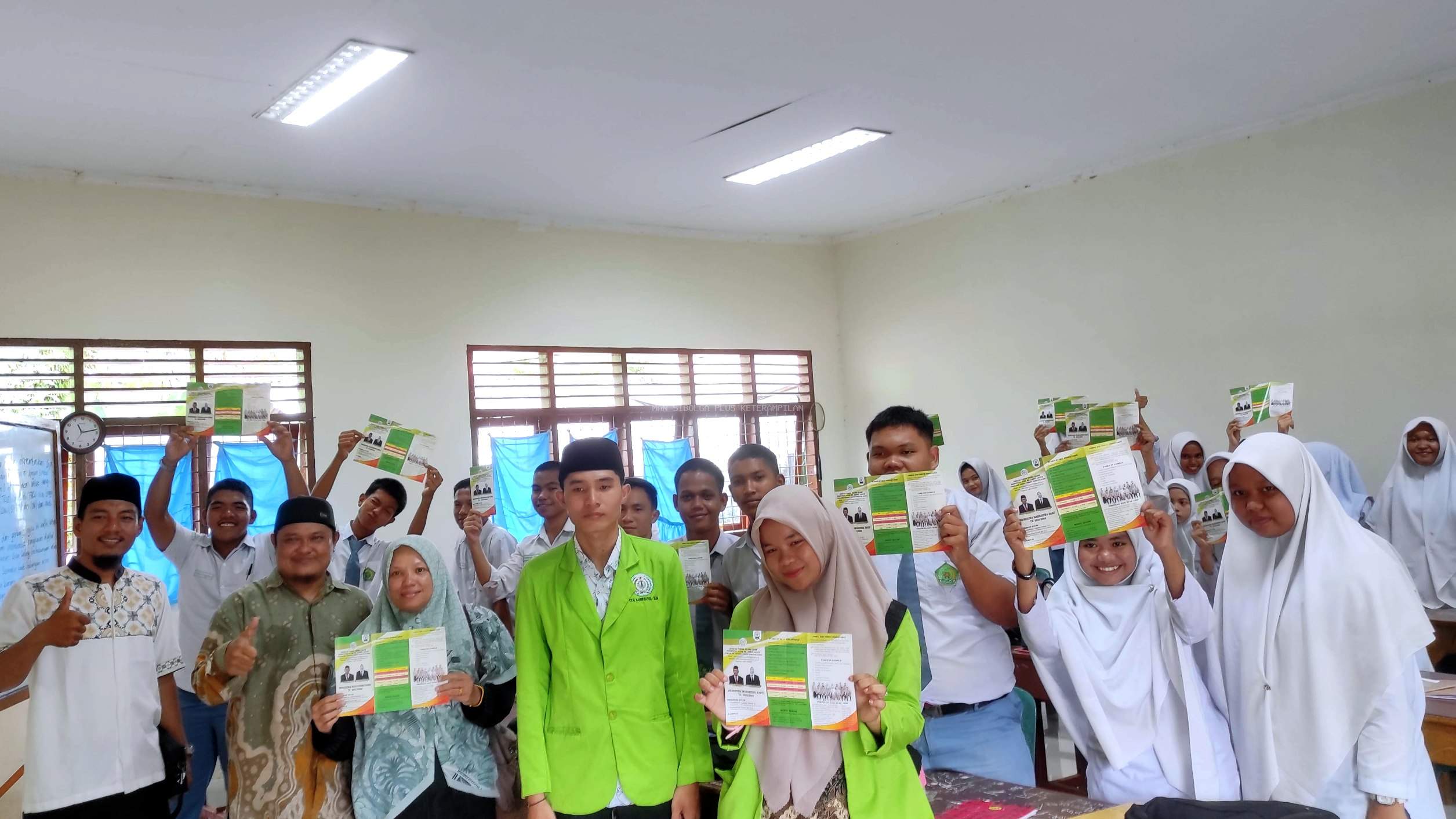 MAN Sibolga Sambut Sosialisasi Penerimaan Mahasiswa Baru STAI Bahriyatul Ulum di Kelas XII