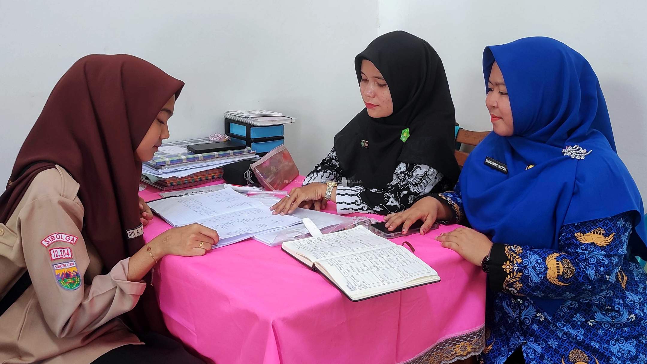 Bersama Guru BK, Siswa MAN Sibolga Yakin Tentukan Pilihan di PTN