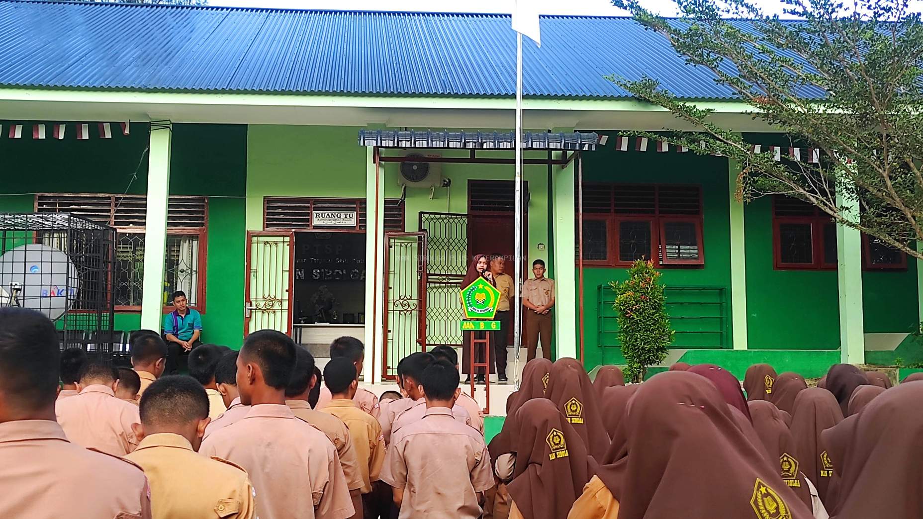 Disiplin dan Patriotisme, Pramuka MAN Sibolga Pimpin Apel