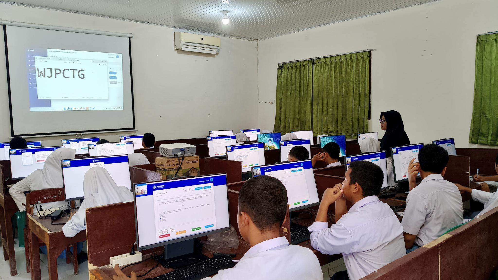 MAN Sibolga Laksanakan Gladi Tes Kompetensi Akademik (TKA) Gelombang I