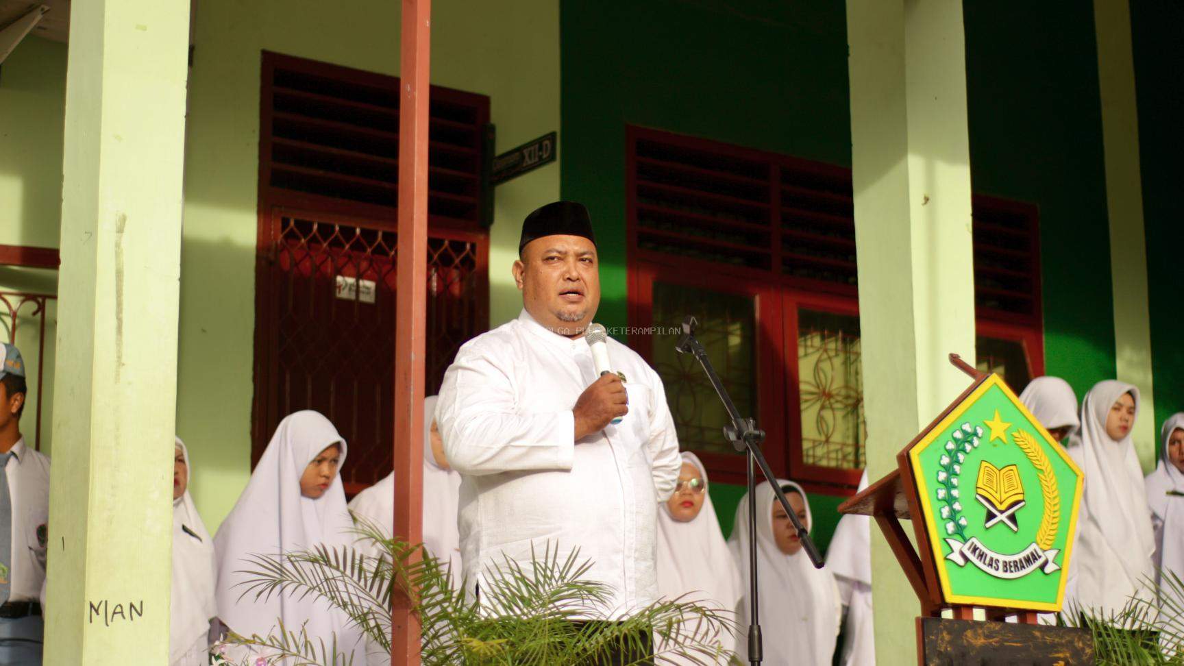 Kakan Kemenag Sibolga Resmi Buka Sumatif Akhir Semester MAN Sibolga Pascabencana